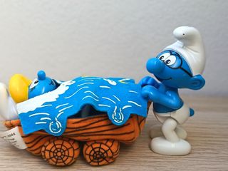 Puffo con letto a rotelle