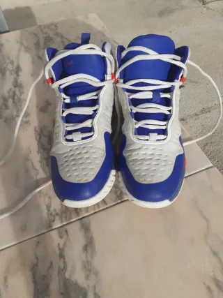 Zapatillas de Baloncesto Talla 36