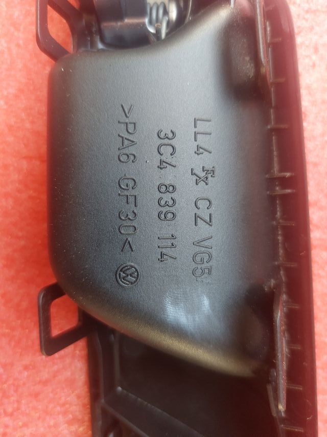 Maneta Interior Trasera Derecha VW 3C4839114