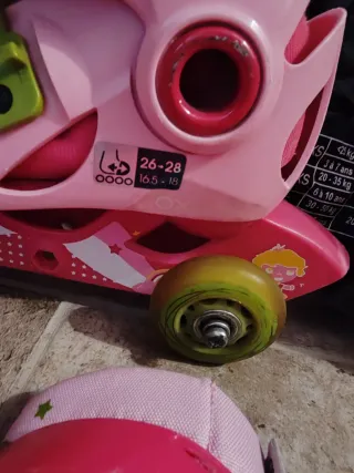Pattini e protezioni bimba rosa