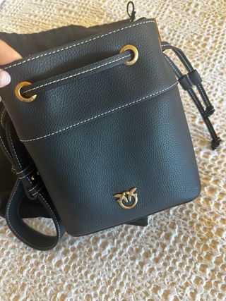 Bolso Pinko Negro y Dorado