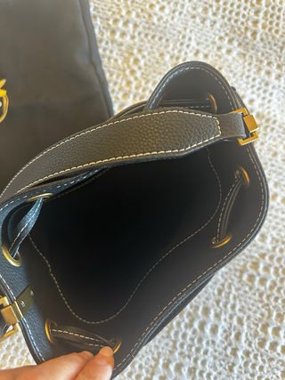 Bolso Pinko Negro y Dorado