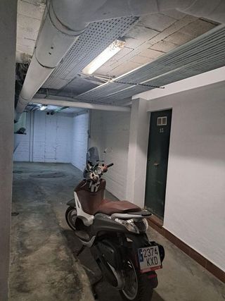 Garaje en venta en Camas