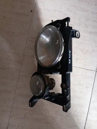 Faro derecho Nissan Terrano II R20 Maverick