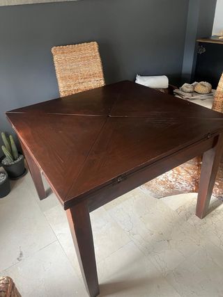 Mesa de comedor plegable de madera