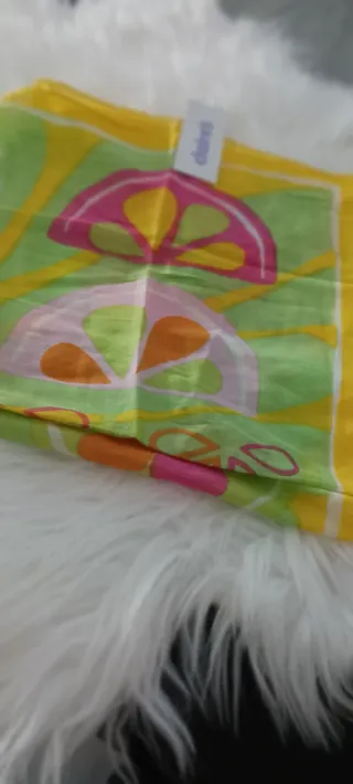 Pañuelo Claire's con estampado de cítricos