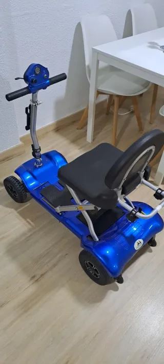 Scooter eléctrico plegable. Libercar bravo.