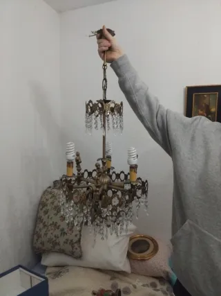 Lámpara de araña antigua de latón