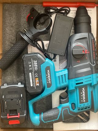 Taladro percutor inalámbrico YOFIDRA 388VF