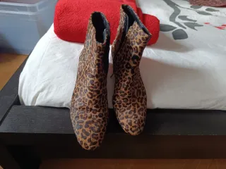 Botines leopardo tacón bajo