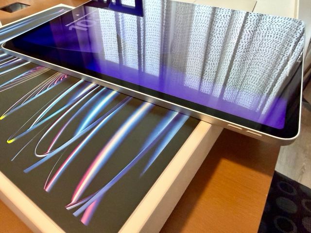 iPad Pro M2 Apple 12’9” en garantía.