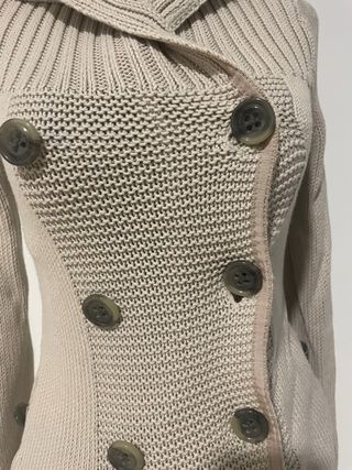 Cárdigan GAP Beige Doble Botonadura