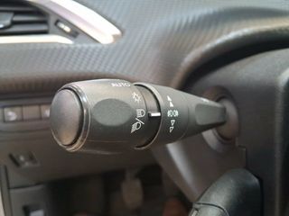 Peugeot 2008 Active BlueHDI 100 S&S BVM6