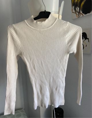 Jersey Primark cuello alto canalé blanco