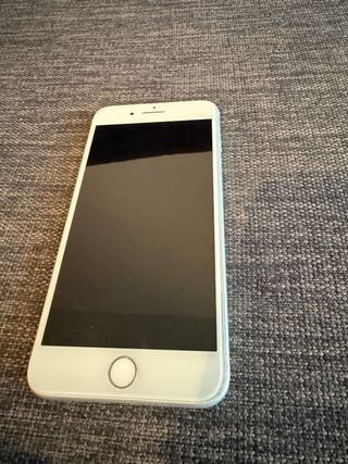 iPhone 8 Plus 64 GB Blanco