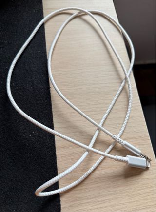 Cable Auxiliar para Apple 1m