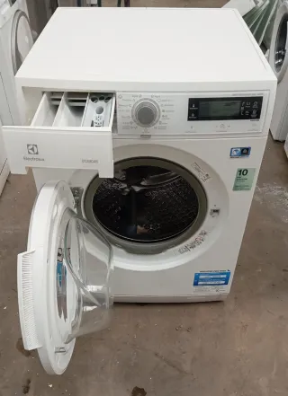 Lavadora Electrolux 10kg SteamCare