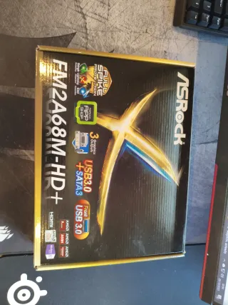 Placa Base ASRock FM2A68M-HD+
8gb RAM kingston