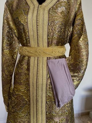 Alquiler Caftán Multicolor Talla m/l asta xl