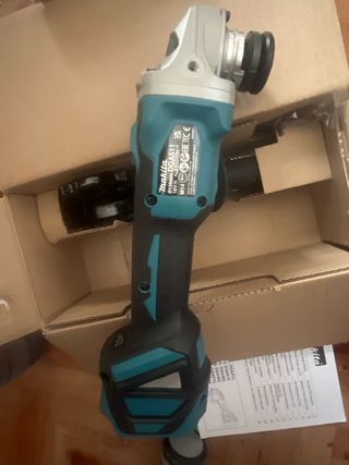 Radial Makita DGA511Z 125mm (5) 18V