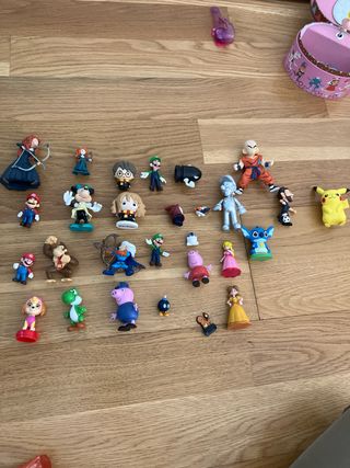 Figuras de plástico variadas
