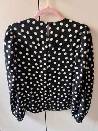 Blusa Primark lunares.