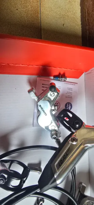 Frenos Sram Level Ultimate
NUEVOS A ESTRENAR