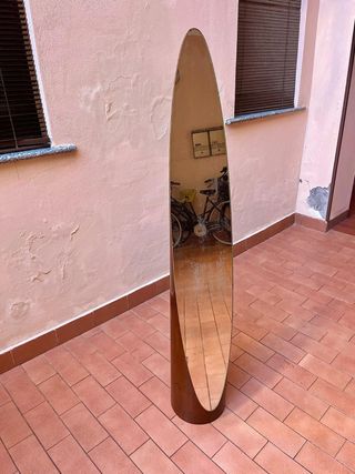 Specchio da terra design moderno