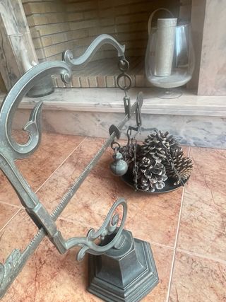 Balanza antigua decorativa,