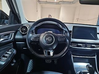MG eHS 1.5T-GDI PHEV Luxury
