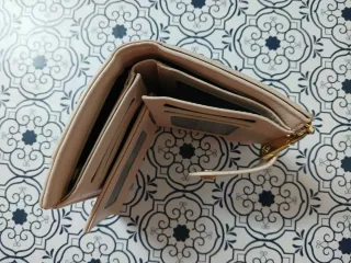 Billetera Beige/Rosa Mujer