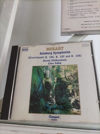 CDs Clásicos Mozart: Symphonies y Requiem