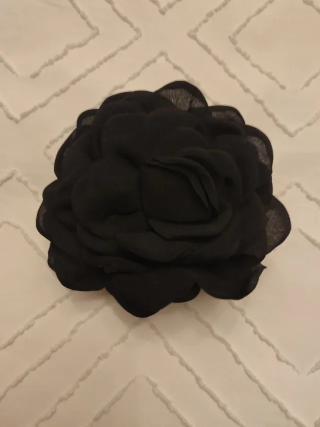 Pinza de pelo flor negra