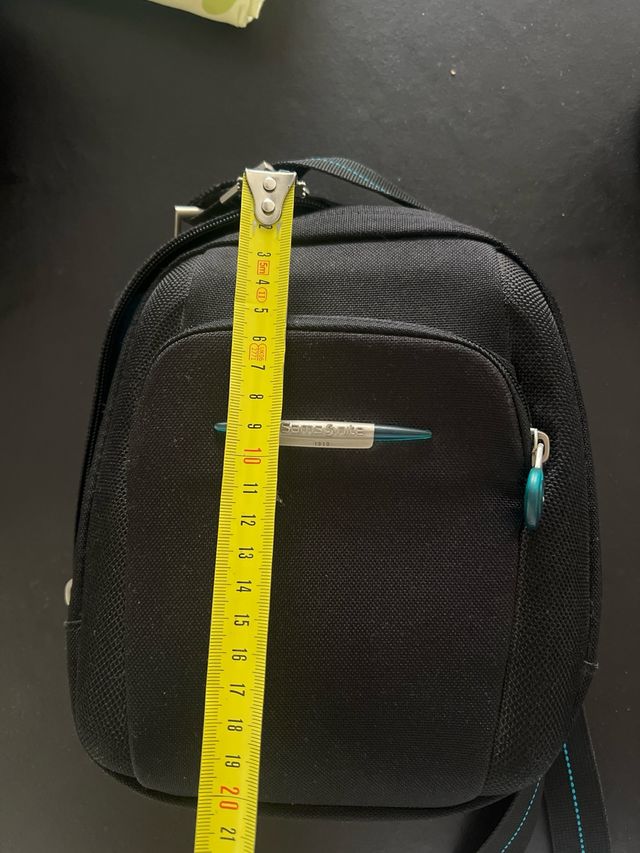 Bolsa Samsonite Negra Correa Ajustable