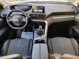 Peugeot 5008, CARPLAY, NAVEGADOR, 6 velocidades