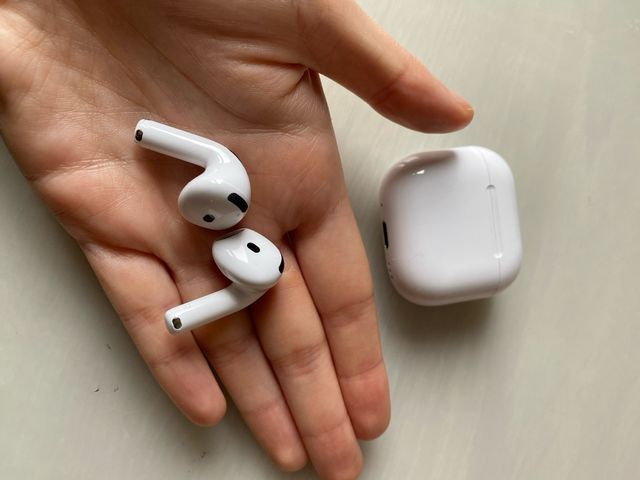 Cuffie wireless bianche