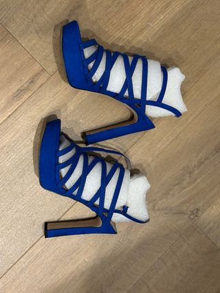 Sandalias de tacón azul