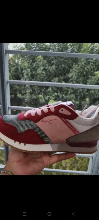 Deportivas Pepe Jeans rosas y rojas