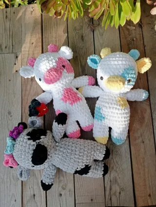 Animali di peluche fatti a mano all'uncinetto