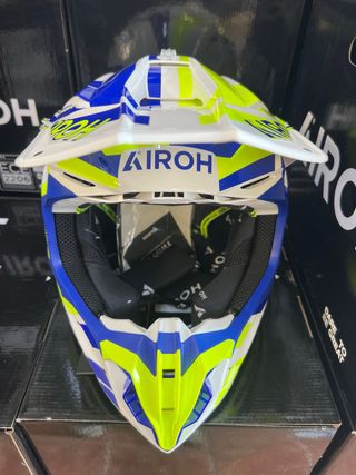 Casco Moto XL Cross Airoh Twist 3