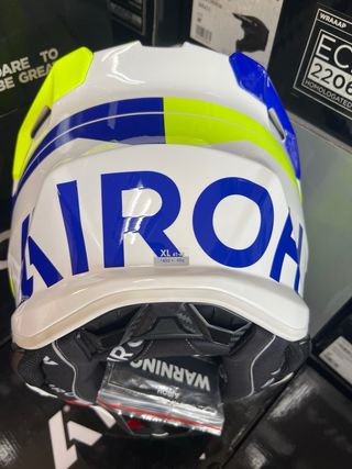 Casco Moto XL Cross Airoh Twist 3