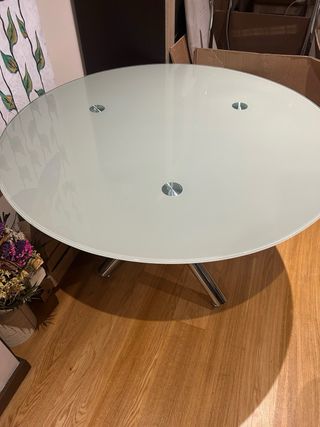 Mesa y 4 Sillas Comedor diámetro de la mesa 110