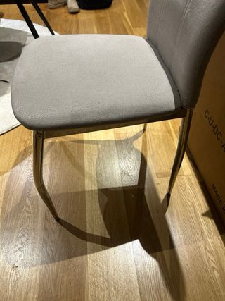 Mesa y 4 Sillas Comedor diámetro de la mesa 110