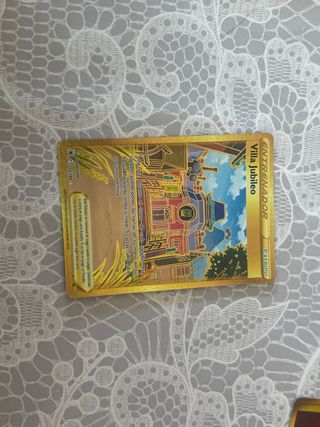 Carta Pokémon Villa Jubileo Dorada