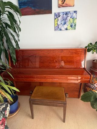 Piano Vertical de madera