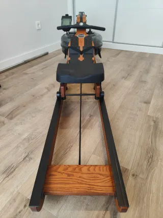 Máquina de remo First Degree Viking 3V