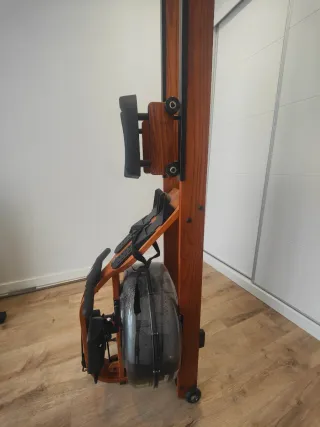 Máquina de remo First Degree Viking 3V