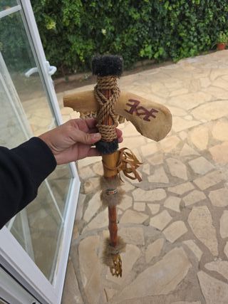 Hacha estilo indio decorativa