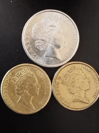 Lote 3 monedas de Australia: 2x $2 y 1x $10