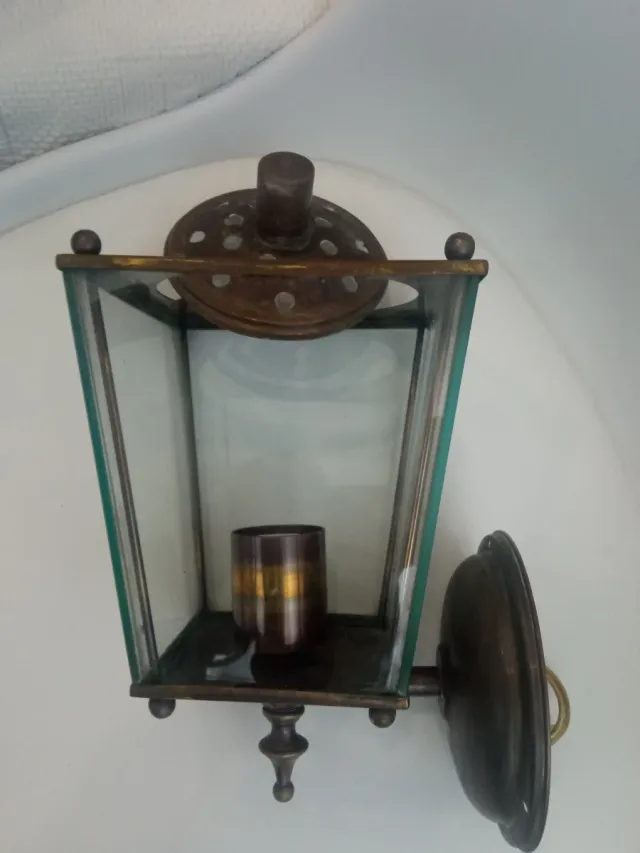 Farolillo de pared cristal y metal